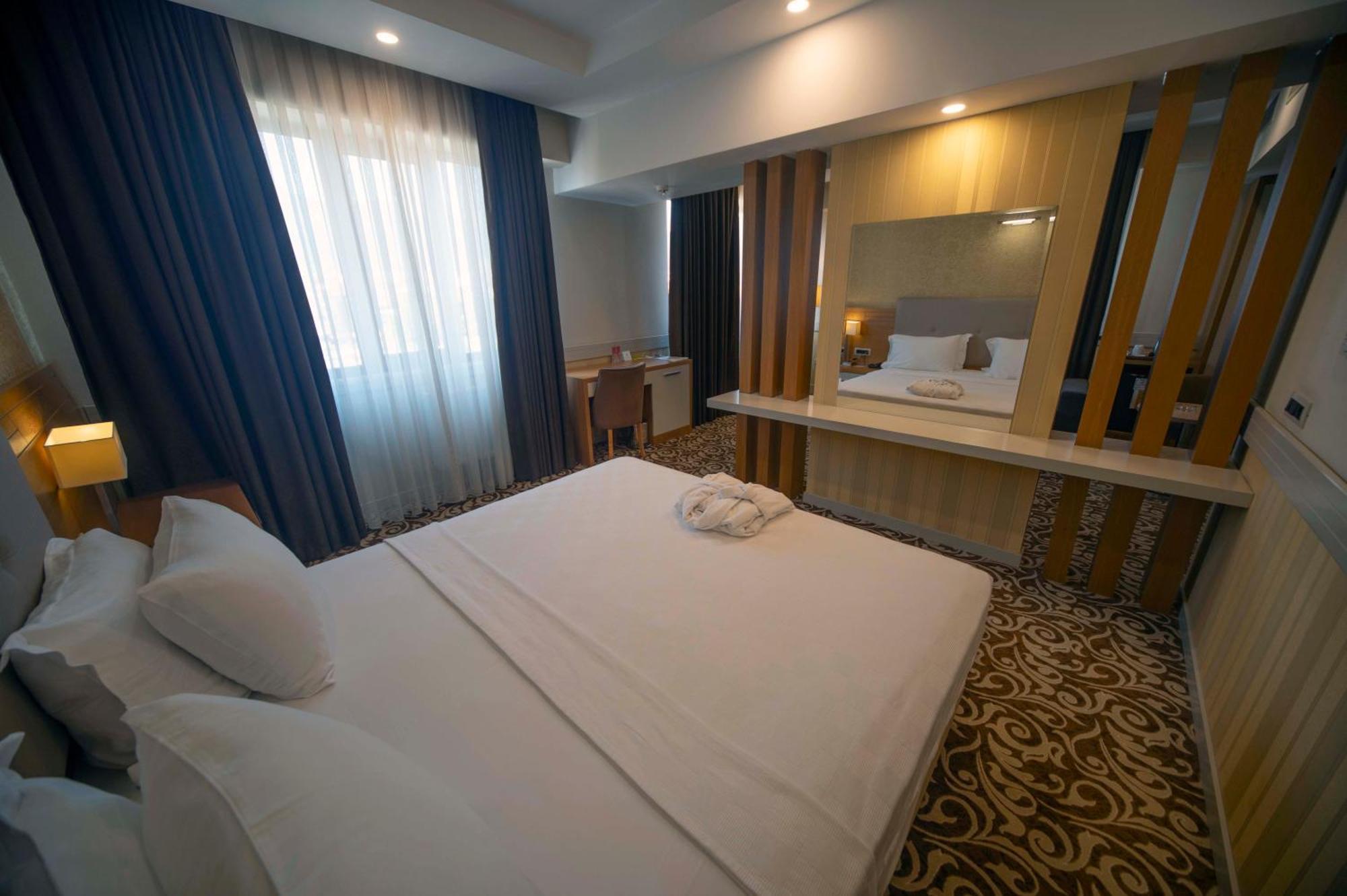 Grand Itimat Hotel Denizli  Bagian luar foto