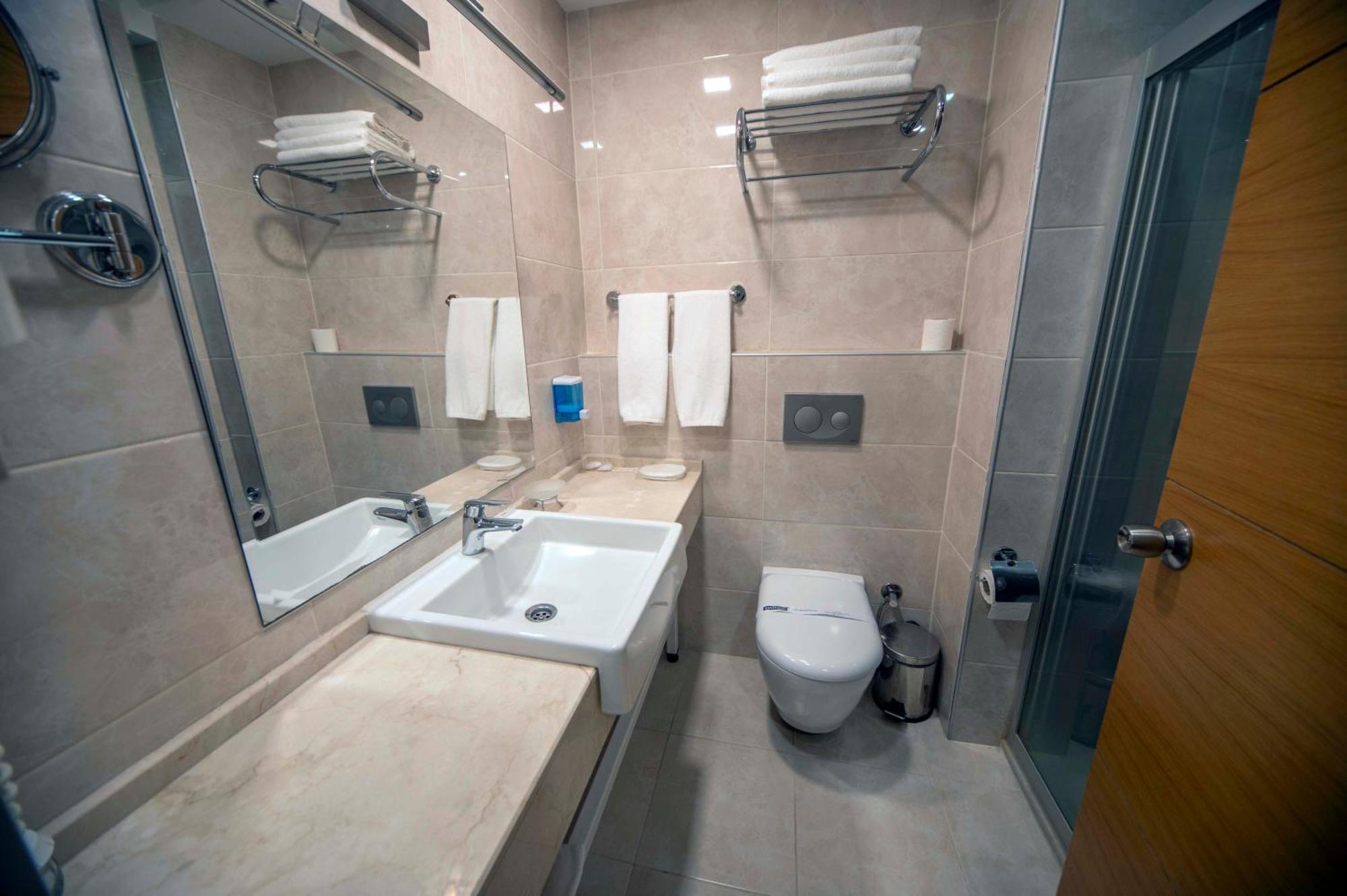 Grand Itimat Hotel Denizli  Bagian luar foto