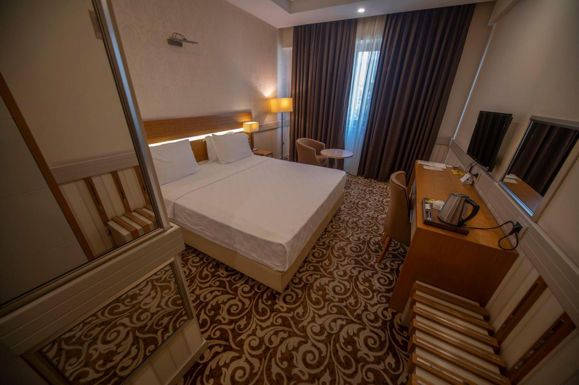 Grand Itimat Hotel Denizli  Bagian luar foto