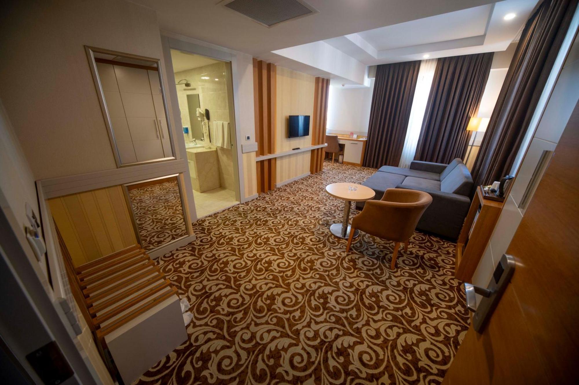Grand Itimat Hotel Denizli  Bagian luar foto