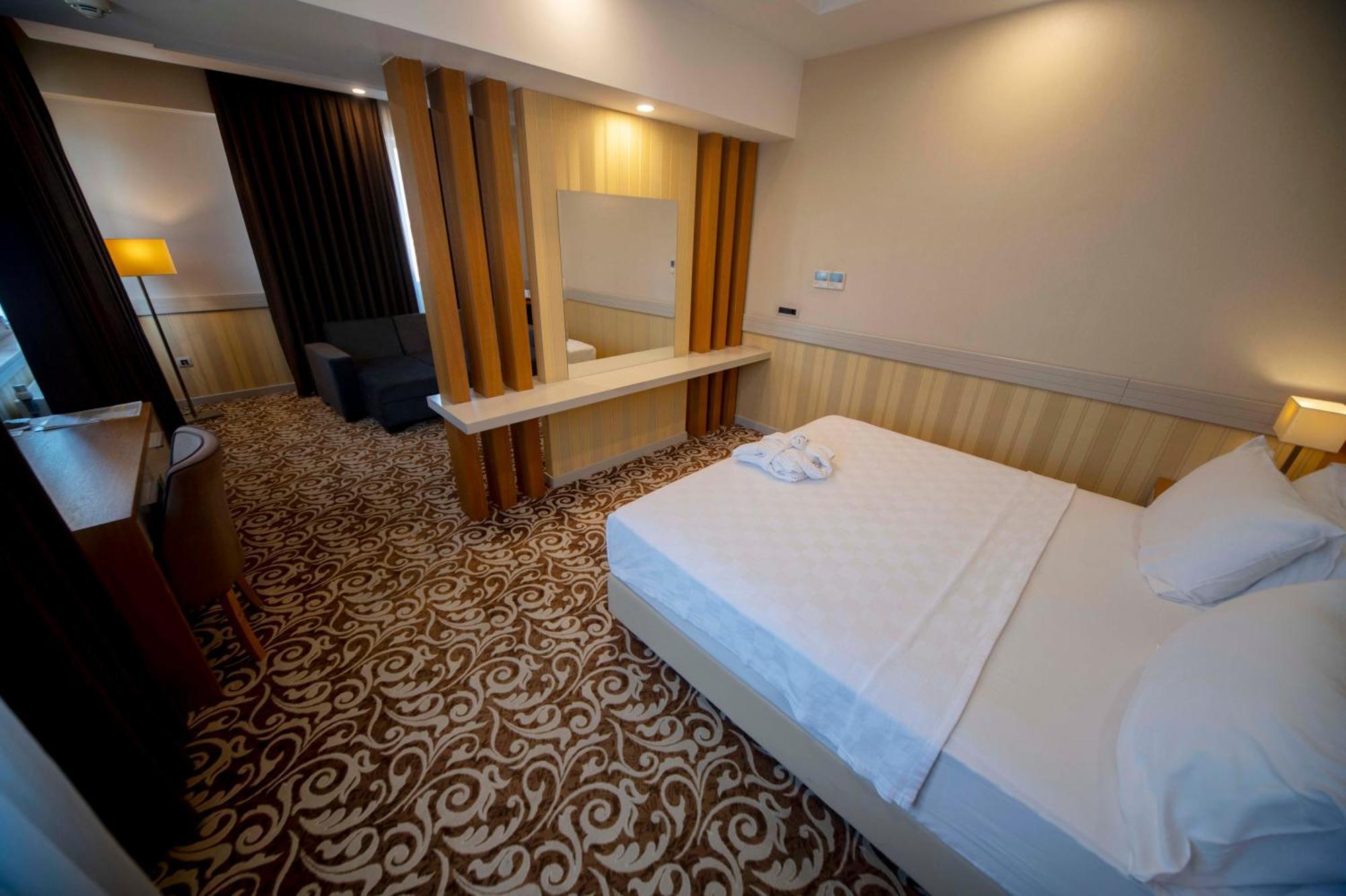 Grand Itimat Hotel Denizli  Bagian luar foto